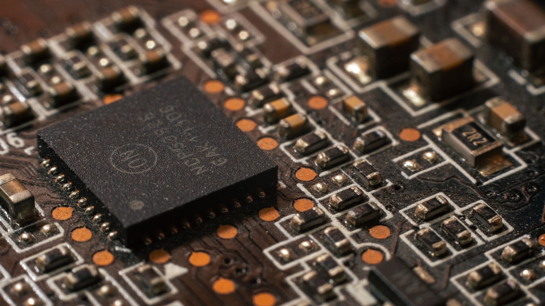 AI chip commercialization